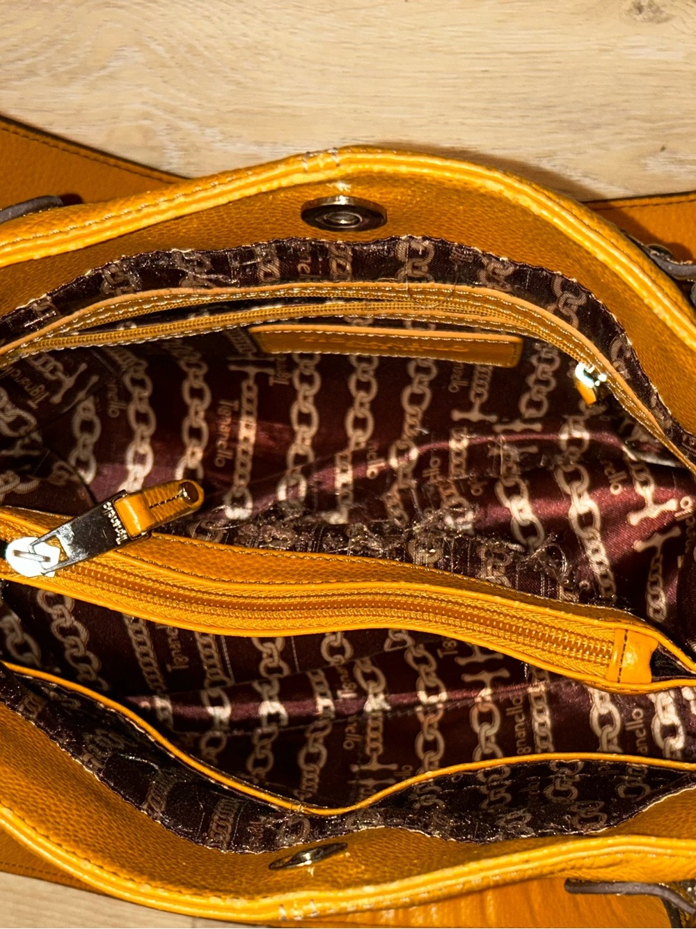 Tignanello Perfect 10 Mustard Yellow Pebbled Leather Studded Shoulder Bag Hobo - Picture 8 of 16
